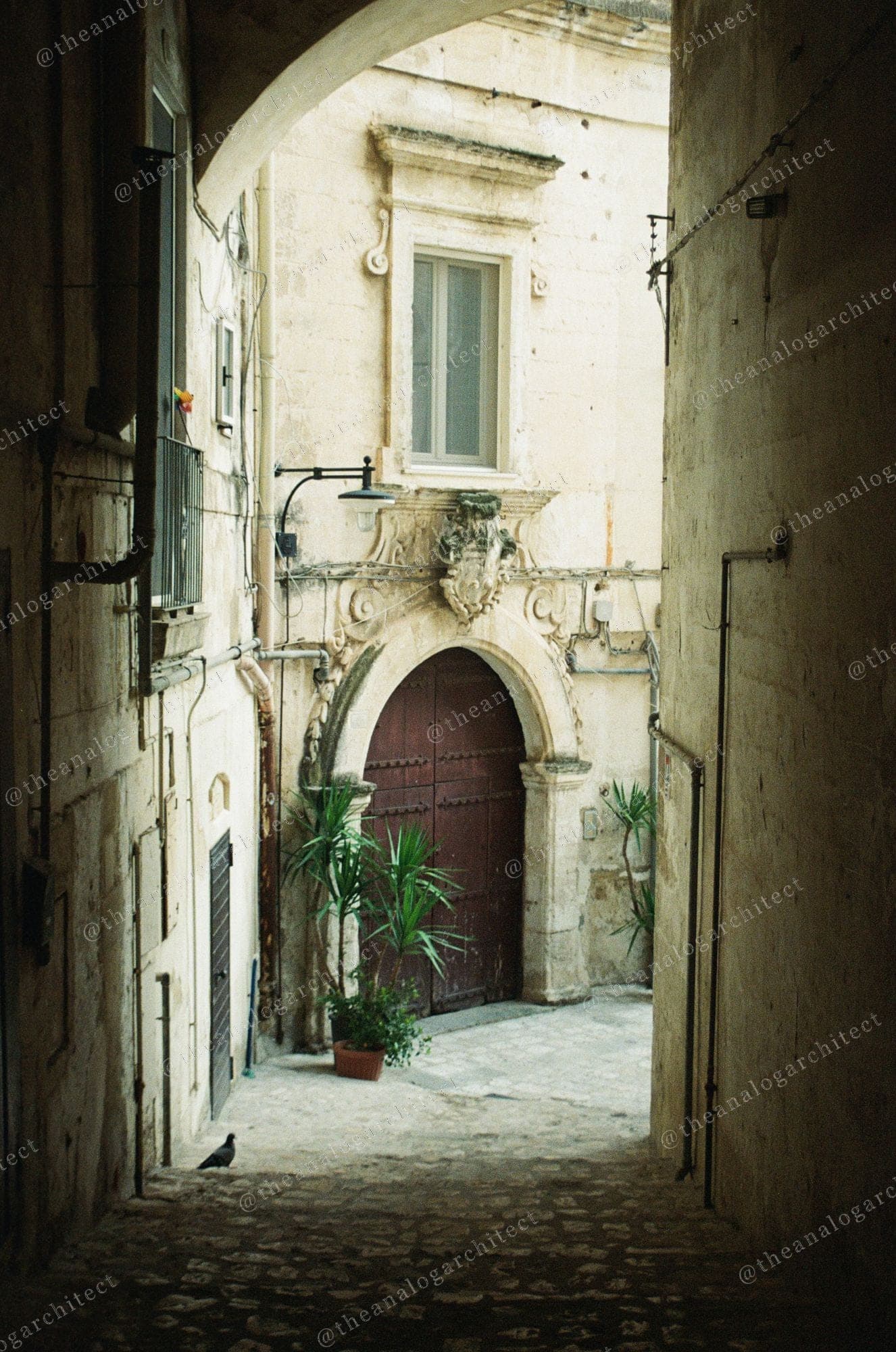 Sassi Doorway